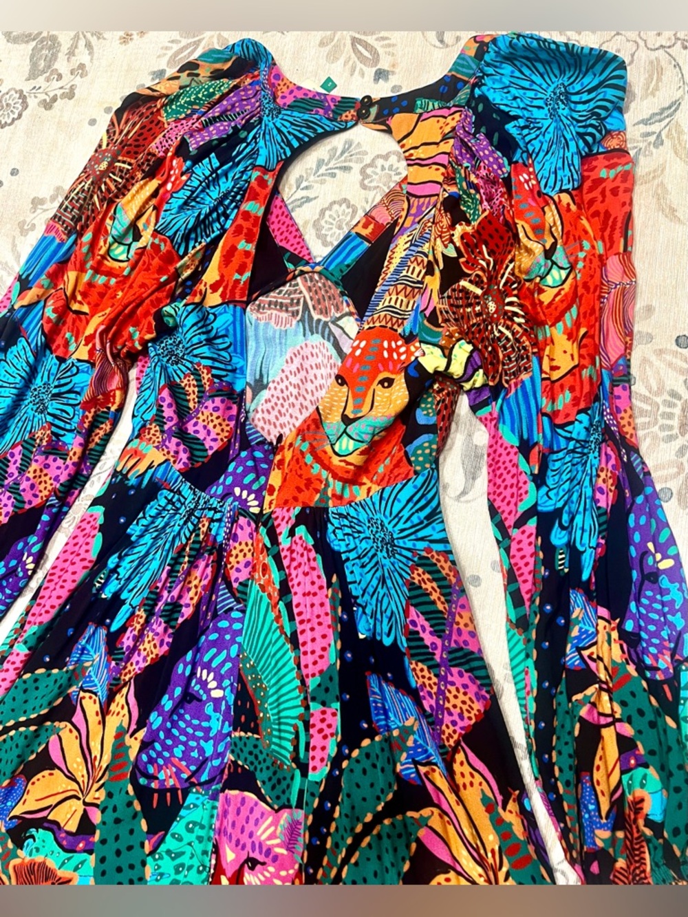 FARM Rio Cool Leopards Open Back Maxi Dress Jungle Print V-Neck Size Small - Picture 5 of 12